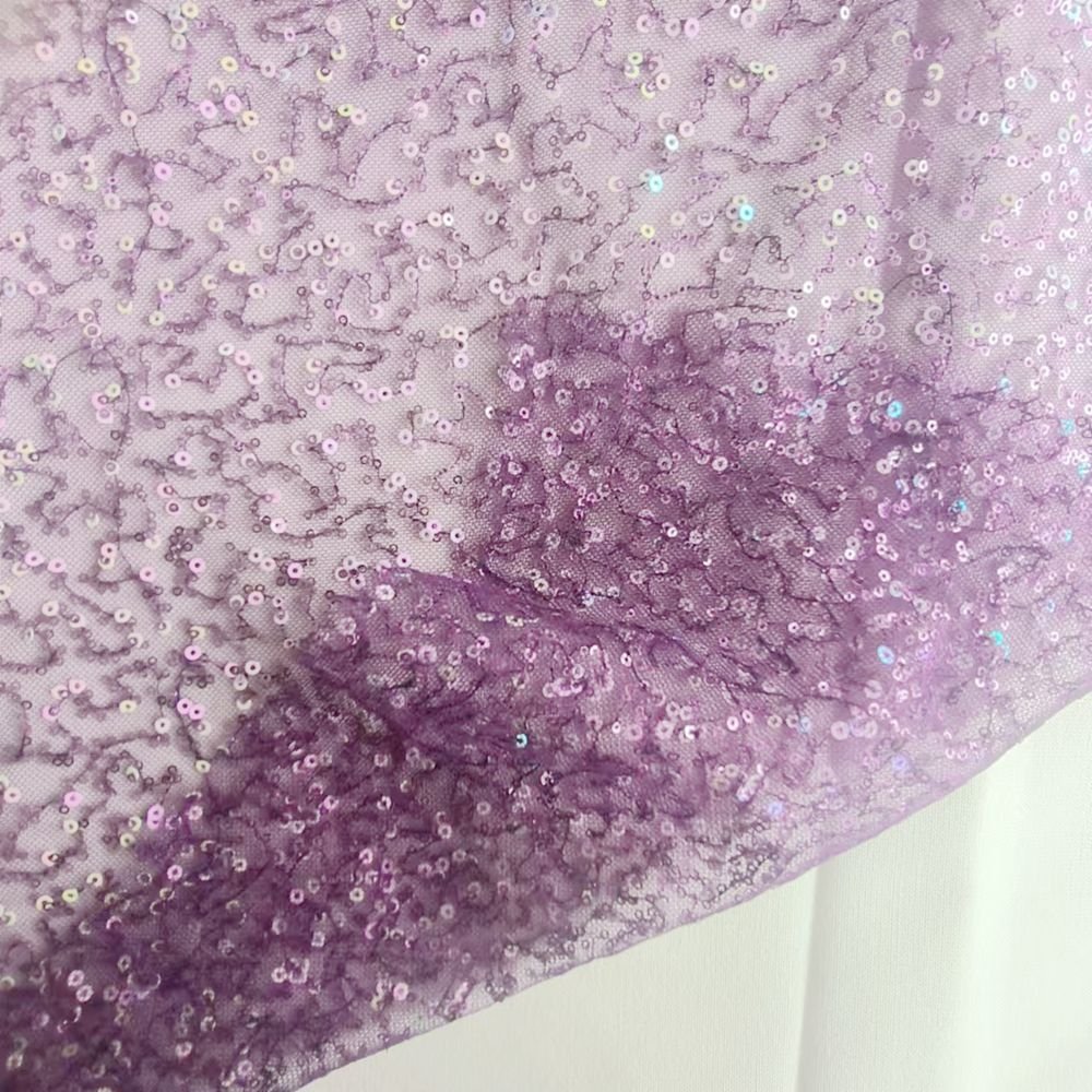 Exquisite 100% Polyester Sequin Mesh: Luxurious Embroidery Fabric for Fashionable Garments