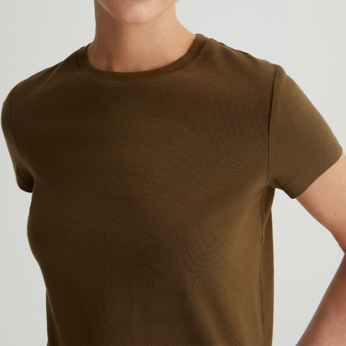 Custom OEM/ODM Women's '90s Vintage Crop Crewneck T-Shirt - Green Cotton Blend Rib, Short Sleeve, Slim Fit Knit Top