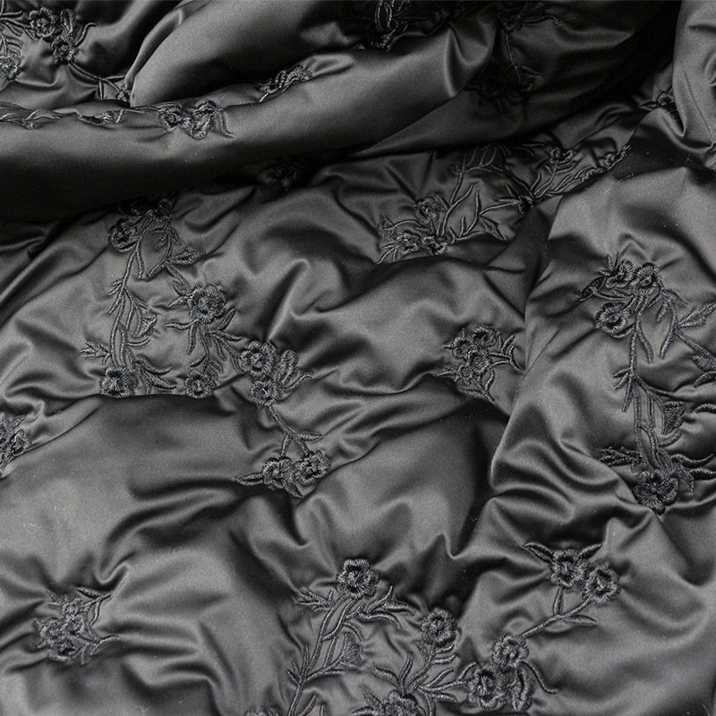 Designer fabric Chinese style quilted chinoiserie heavy embroider 100% polyester 300T pongee flower design quilting fabric
