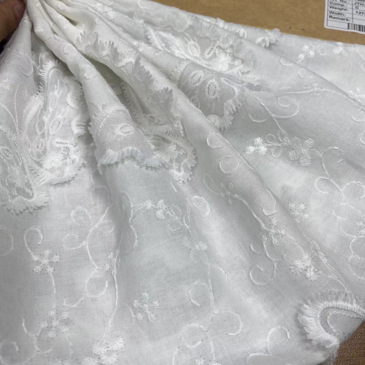 100%Cotton embroidery fabric,embroidery custom fabric printing cotton,Can be made clothing fabrics,Multi-color custom,wholesale