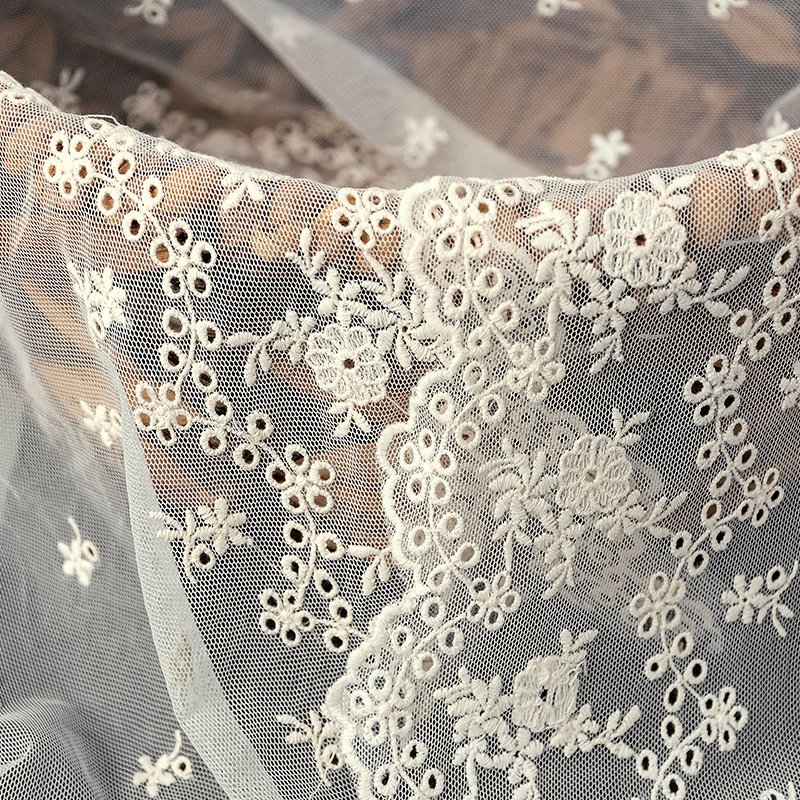 Romantic lace Neckline Wedding dress Embroidery lace