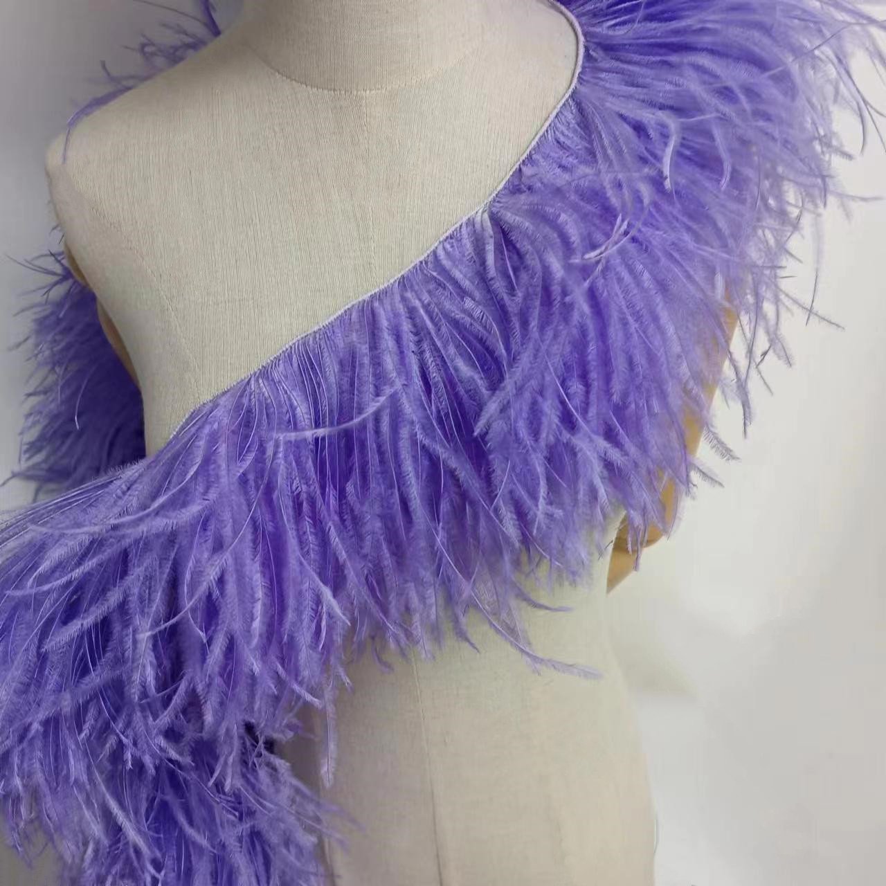 Sewing feathers fringe 10-15cm Fluffy Ostrich Feather fringe trimming lace trim on cord for party costume dress cloth decor