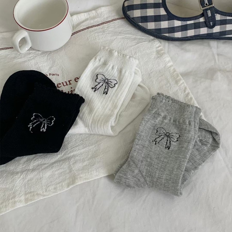 lady's socks have black, white and grey three colors bow embroidery midtube socks Lace ribbed fashion combed cotton socks