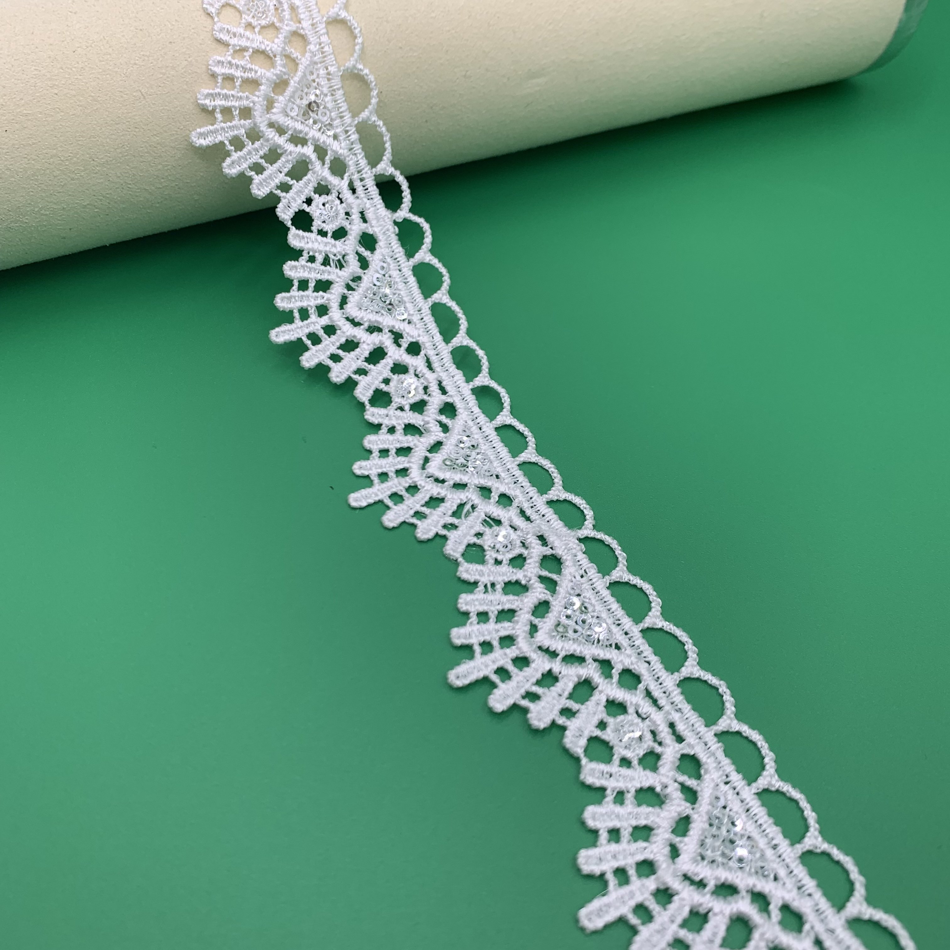 Oem Wholesale Price White Lace Fabric Shiny Embroidery Polyester Sequin Lace Fabric Trim