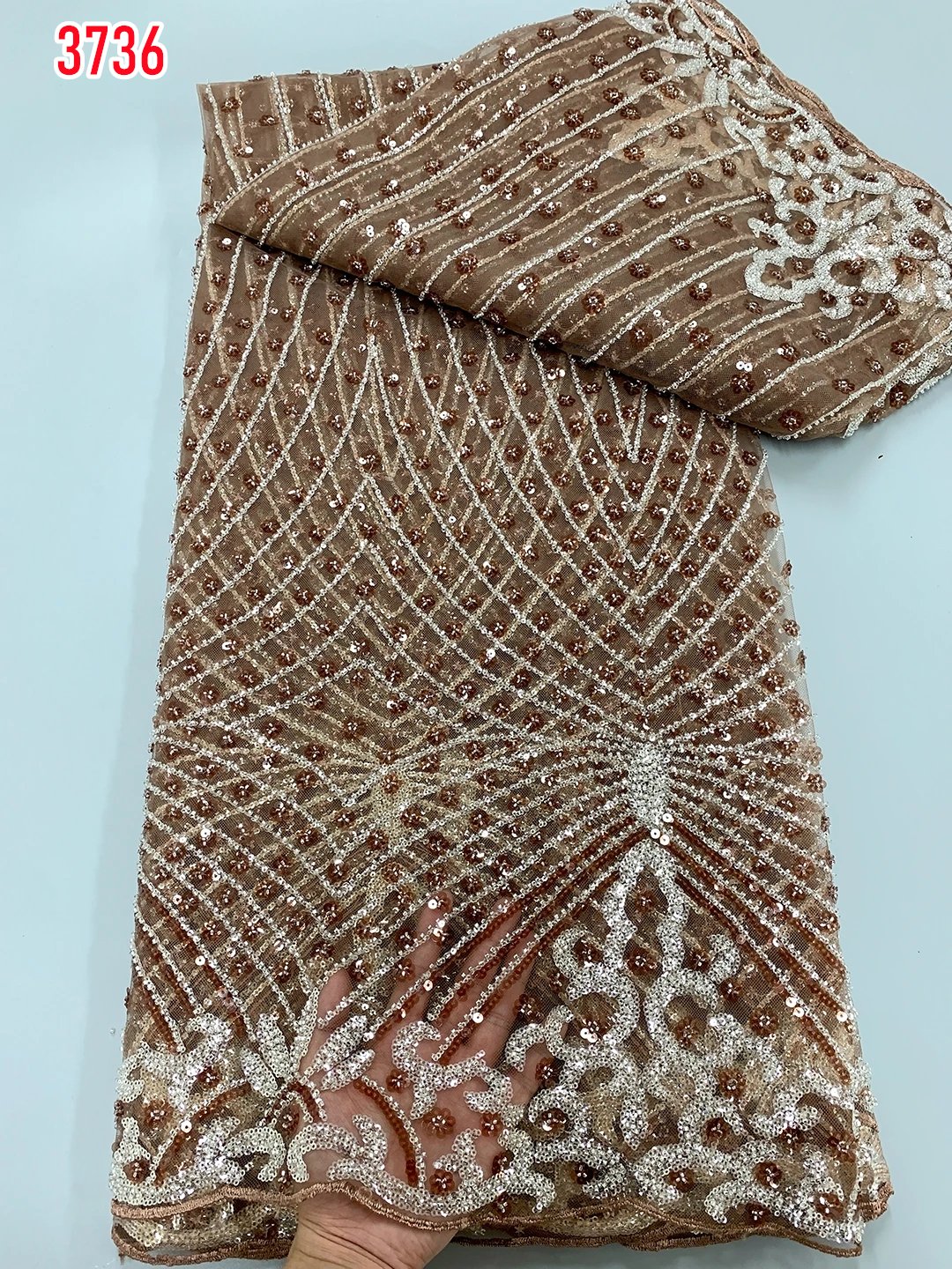 3736 Wholesale Exclusive Luxury Sequined Lace Fabric with Beads Hot Sale African French Tulle Mesh Lace for Women Party Dresses