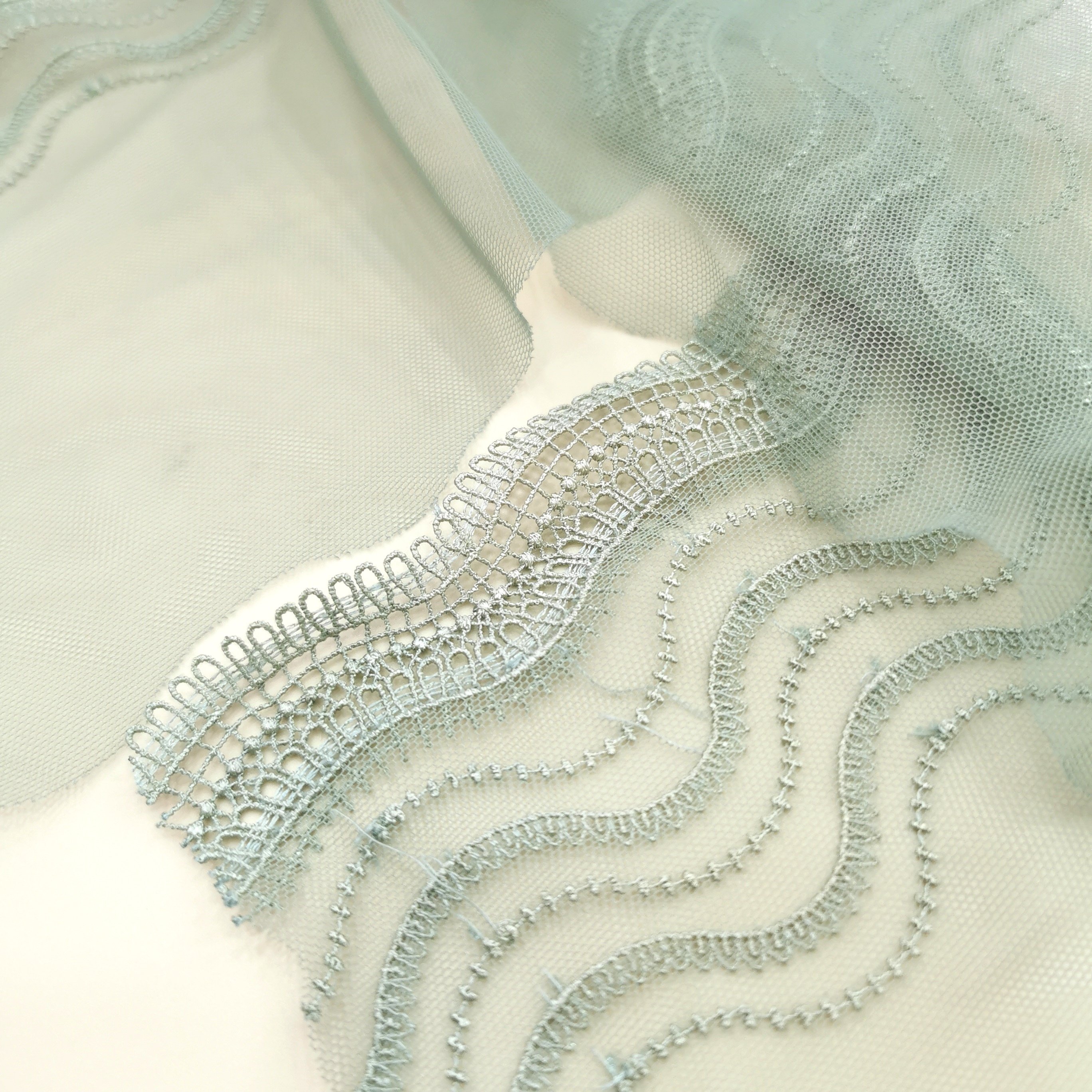 Wholesale Factory chantilly Garment Underwear accessories Shiny Embroidery Tulle Lace Trim Mesh Lace trim