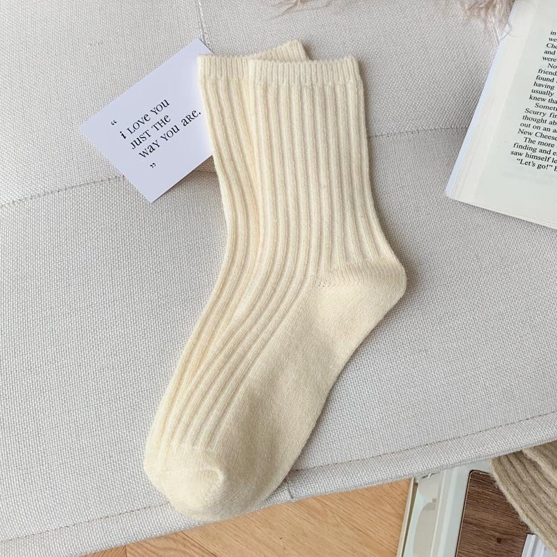 Wholesale Cozy Woolen Socks Unisex Color Plain Knit Ribbed Winter Merino Crew Thick Wool Socks For Women