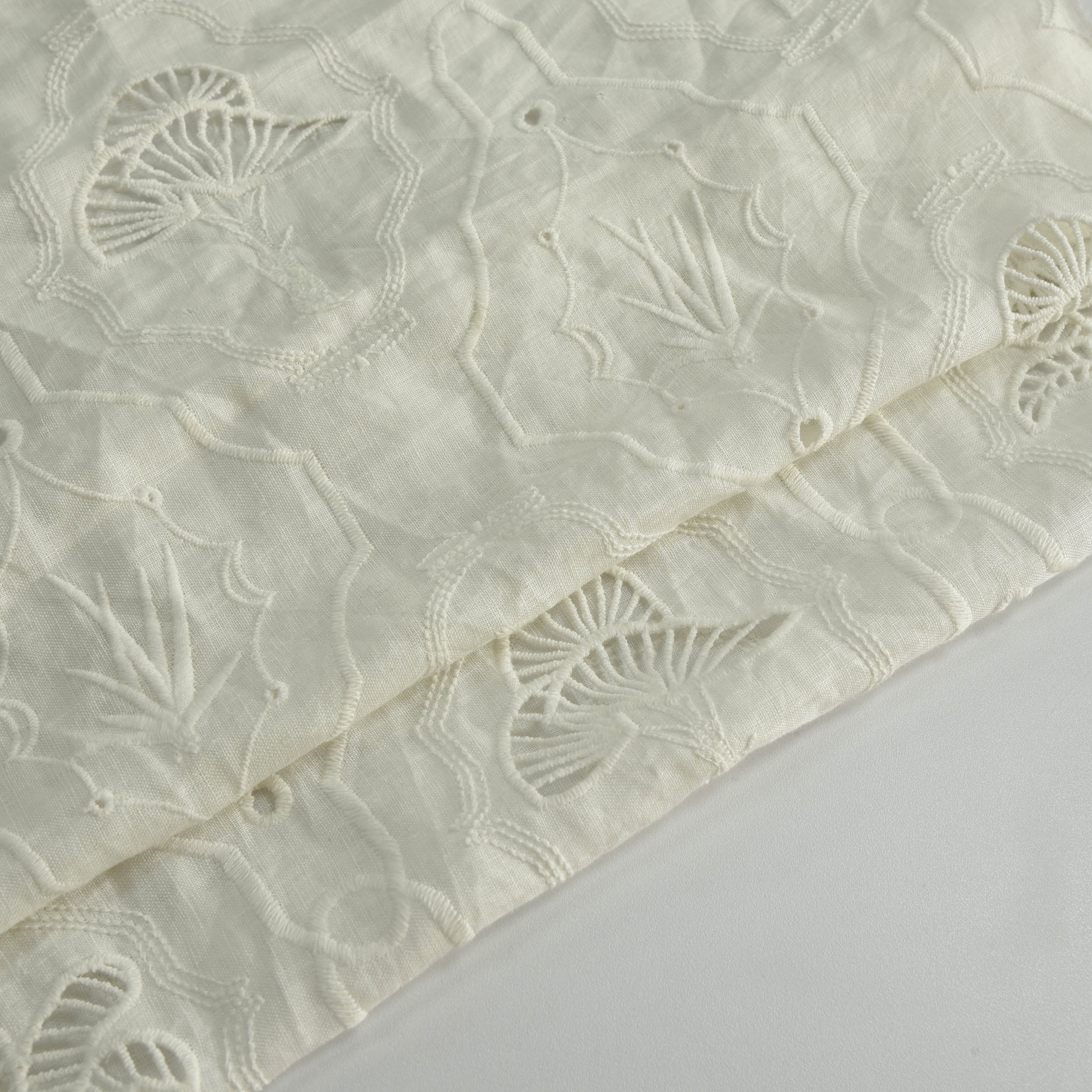 HA-18484D Wholesale 2024 fancy fashion embroidered white 3d embroidery fabric for dress
