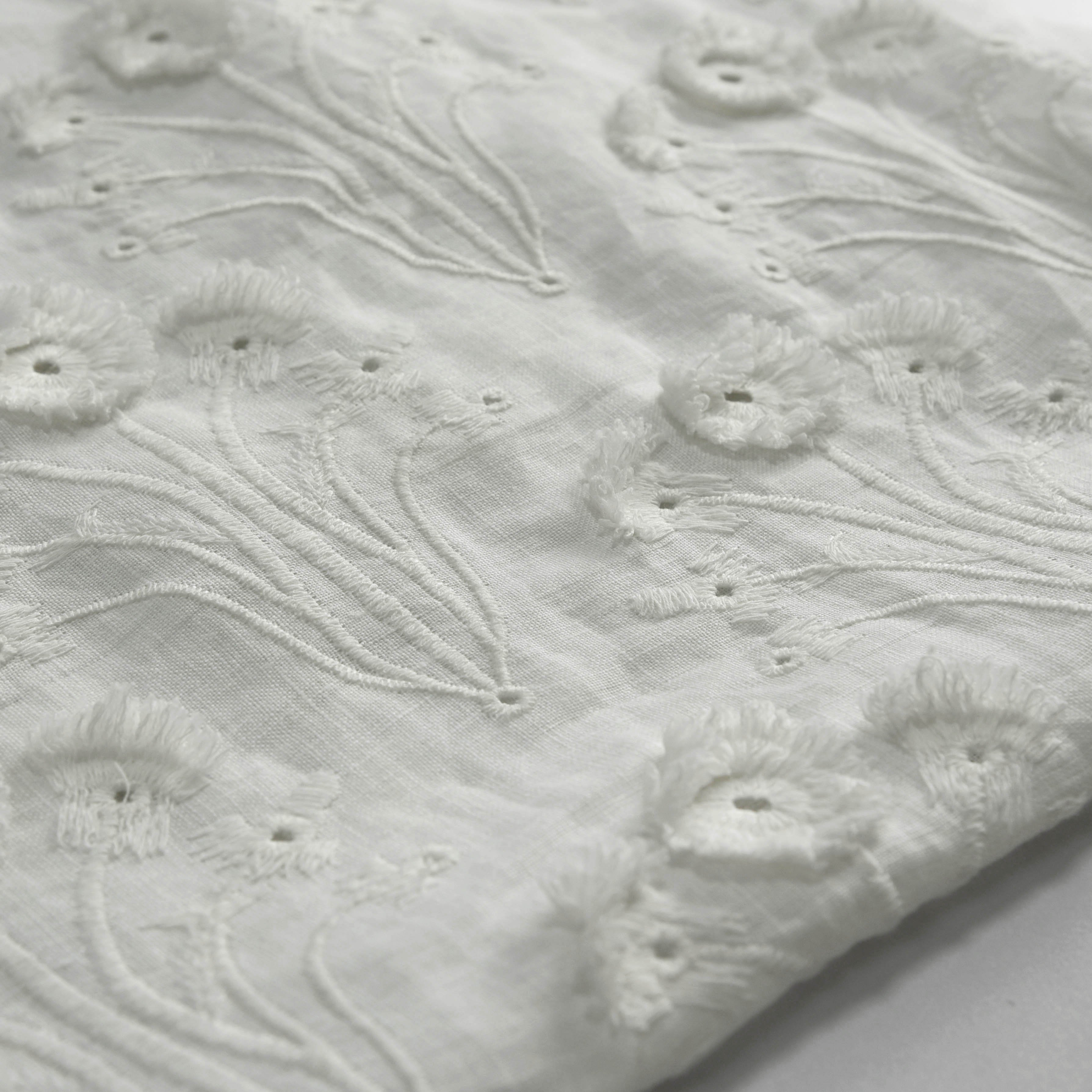 HA-18535 China factory cheap white linen with eyelet lacer cut embroidery fabric for garments