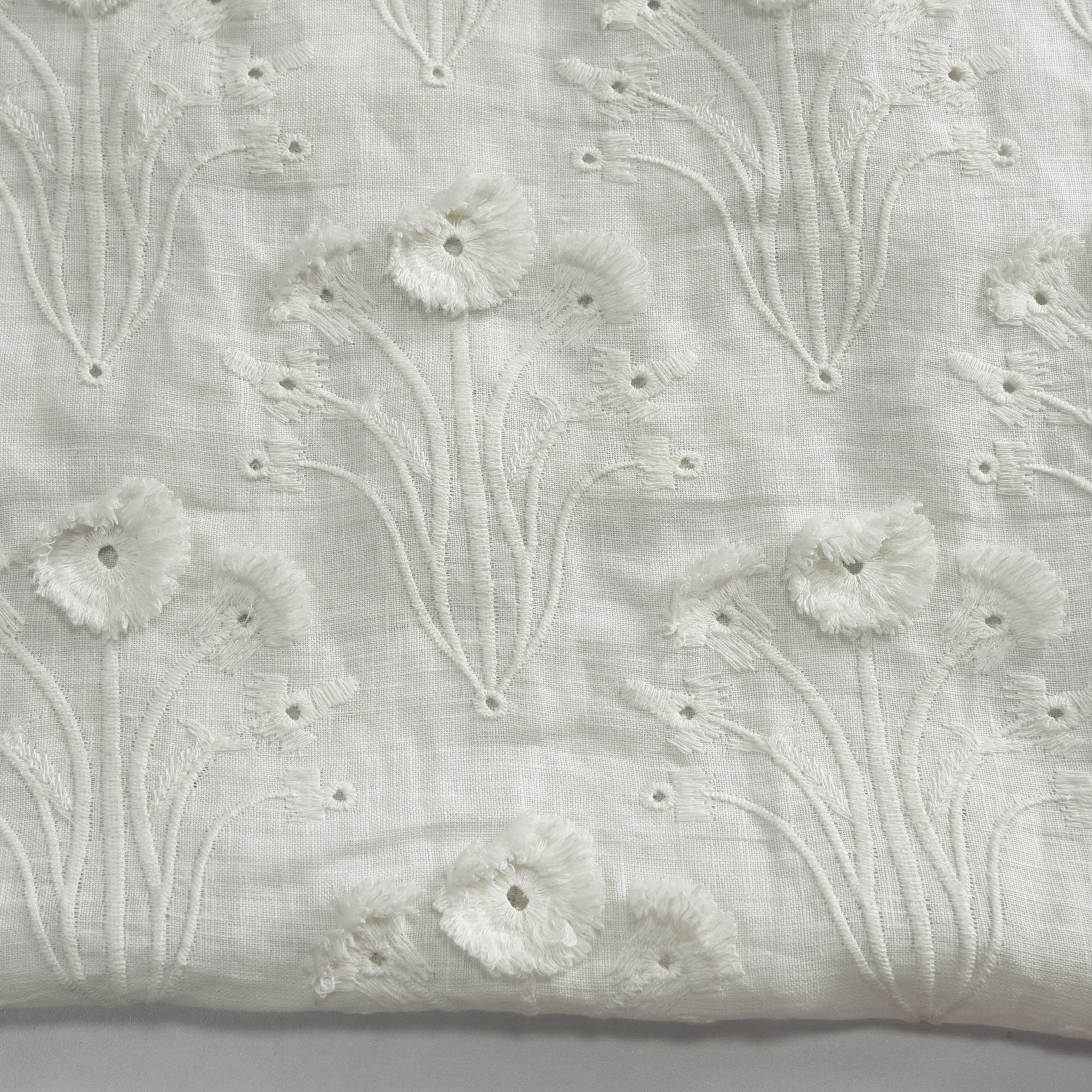 HA-18535 China factory cheap white linen with eyelet lacer cut embroidery fabric for garments