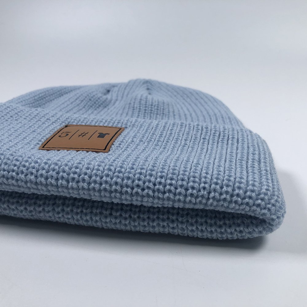 Custom skull cap beanies with leather patches Unisex vintage outdoor warm winter hats High quality blank knitted ribbed beanie