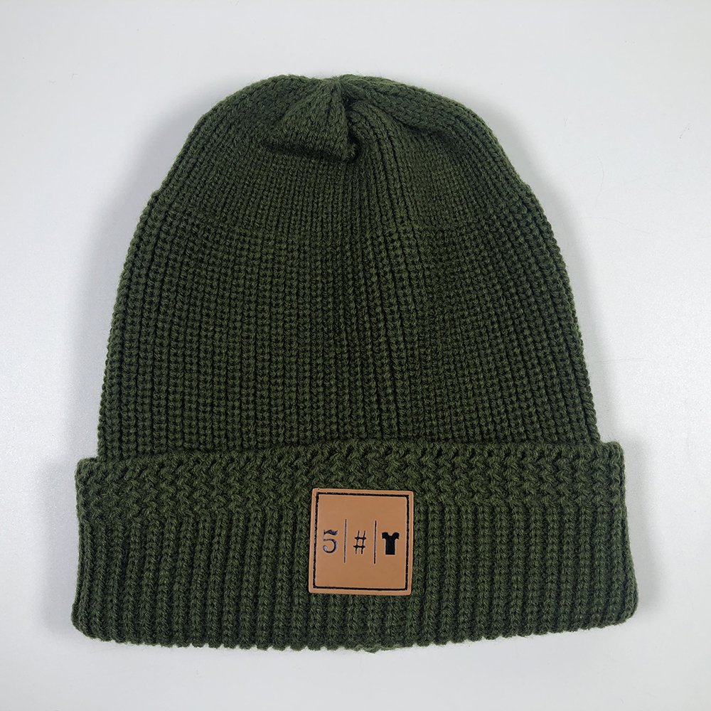 Custom skull cap beanies with leather patches Unisex vintage outdoor warm winter hats High quality blank knitted ribbed beanie