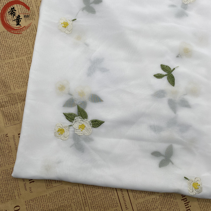 New design wholesale lightweight breathable embroidered chiffon elegant fabric suitable for women's summer wearing