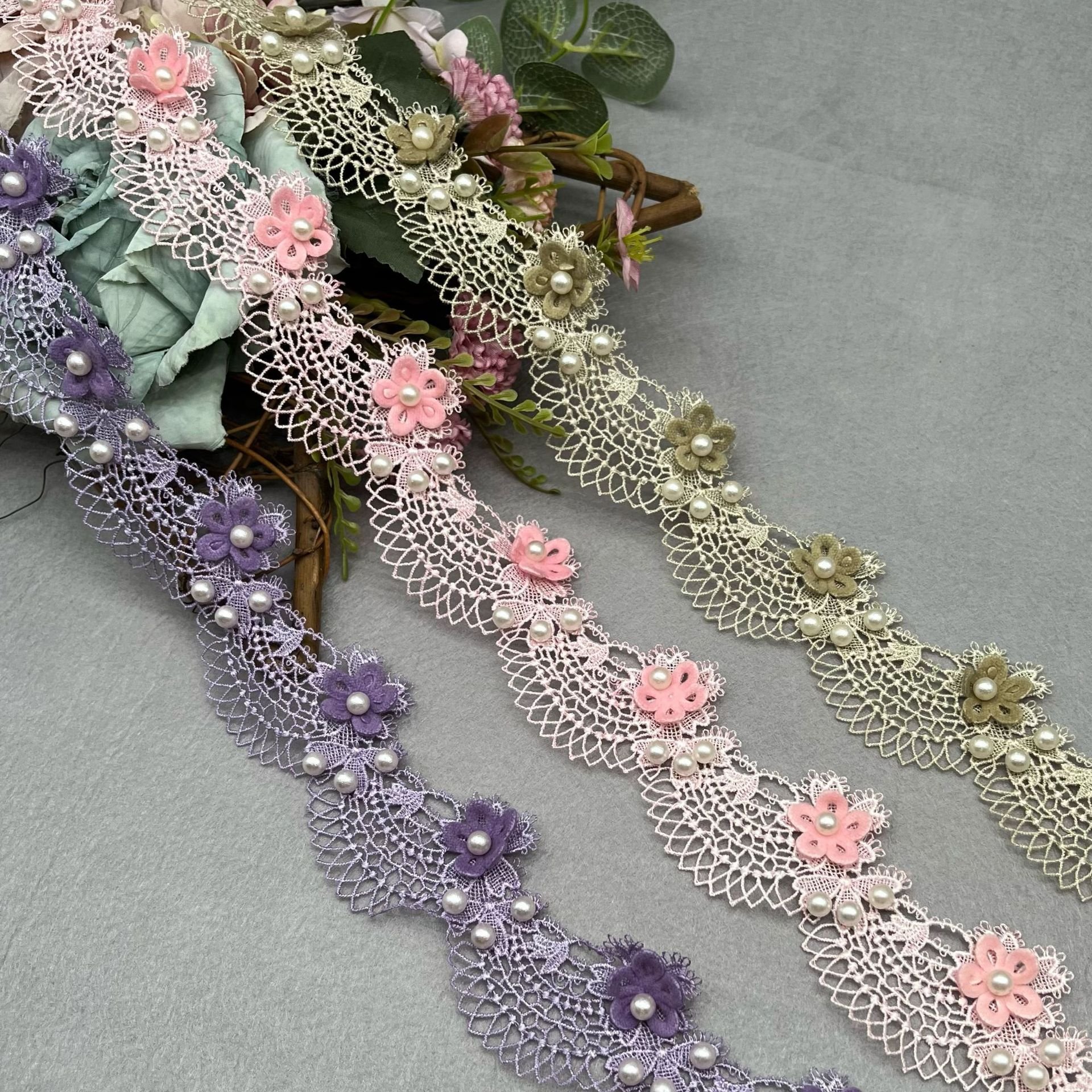 Polyester Water Soluble fluffy Flower lace Ribbon Exquisite 3 d handmade beaded pearl lace trim bar code for kids wedding dress