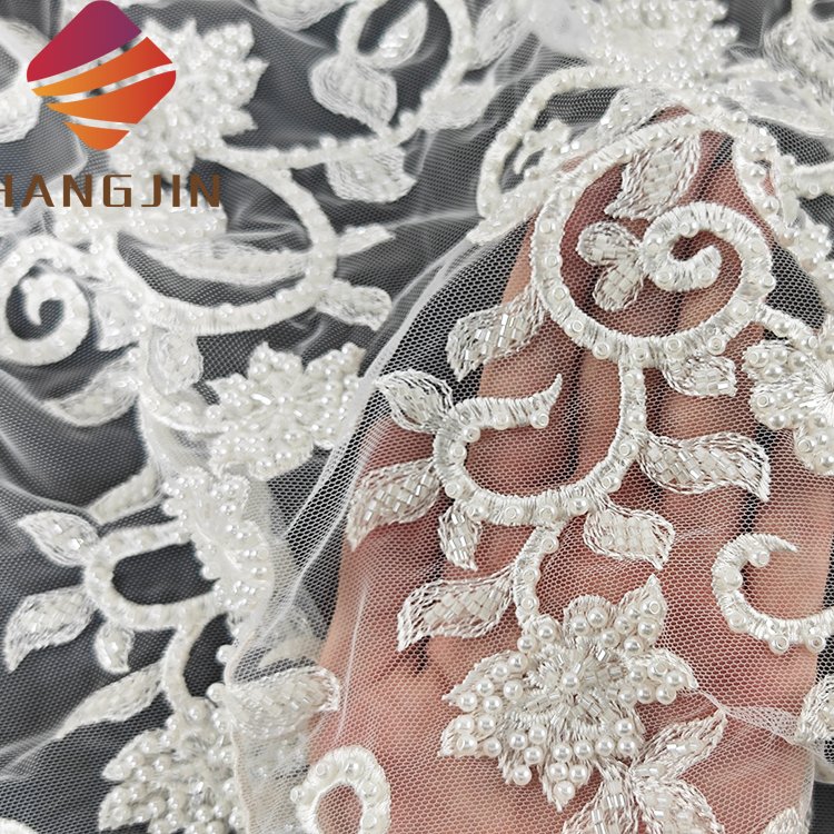 Elegant Hand Made 3D Floral Lace Fabric White Luxury Beaded Lace Embroidery For Wedding Dress