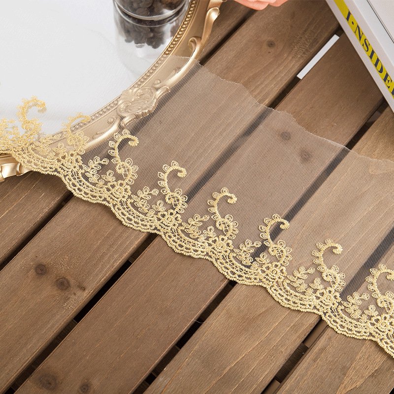 2023 Hot Sales Europe and America Lace High Quality Embroidered Guipure Lace Fabric For Wedding Lace LTZ041