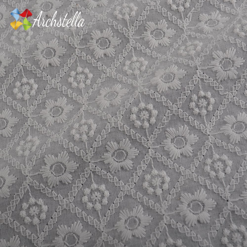 High Quality Light Weight 100% Cotton Embroidery Floral Cotton Fabric