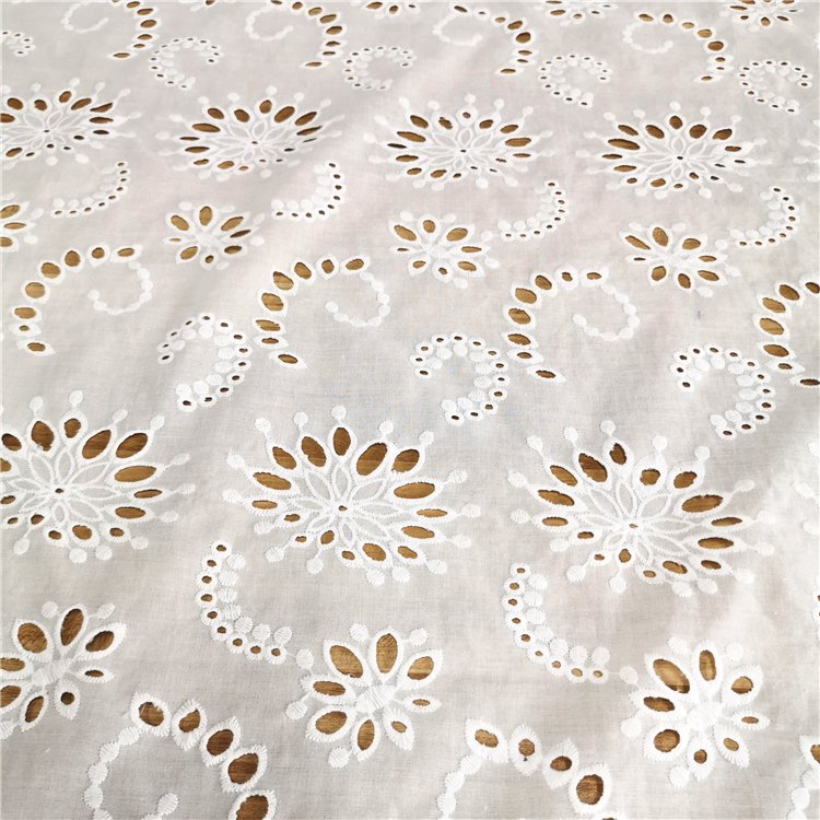 Hot selling low price leftover cotton embroidery fabric in stock lot for women and baby clothing