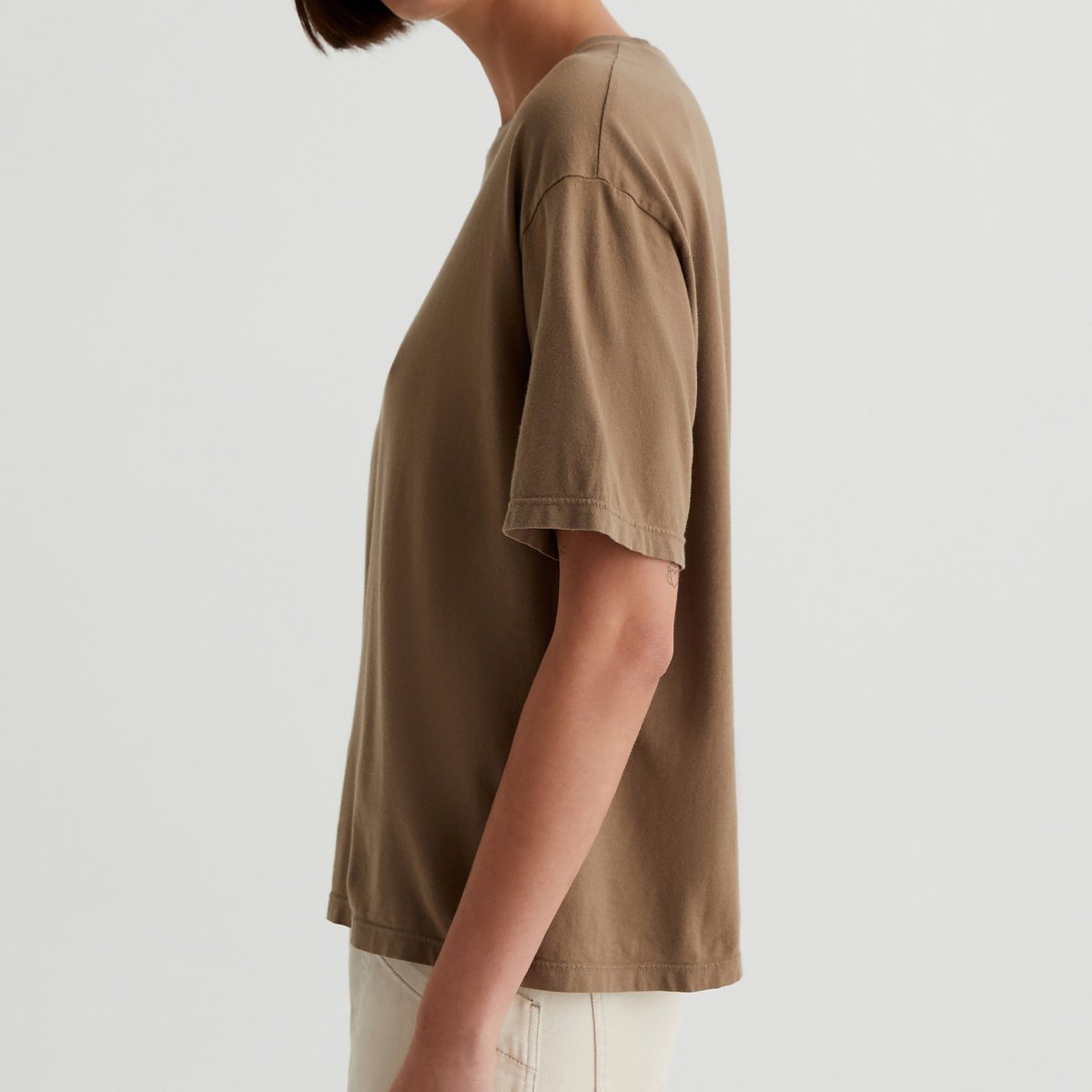 OEM/ODM Custom Classic Neutral Shade Women's Relaxed Slouchy Crewneck Tee - 100% Cotton Light Jersey, S&Z-Twist Yarns