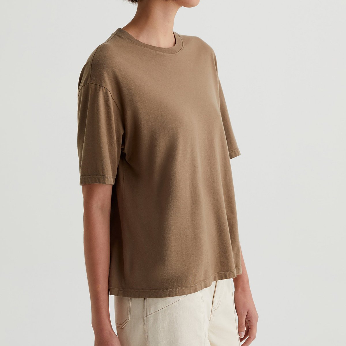OEM/ODM Custom Classic Neutral Shade Women's Relaxed Slouchy Crewneck Tee - 100% Cotton Light Jersey, S&Z-Twist Yarns