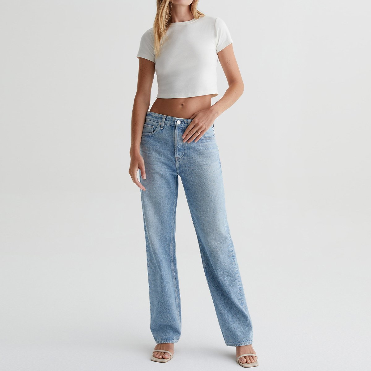 OEM/ODM Custom Classic white Women's Cropped Baby Tee - Soft 1x1 Rib Fabric, Versatile Layering, Everyday Staple, Fashion Edge