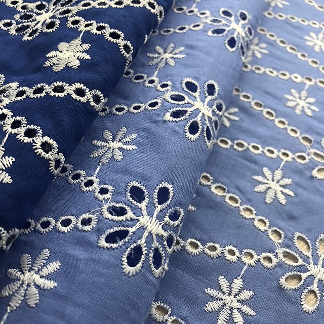 HA-16552 Over Eyelet Cotton Embroidered Fabric Navy and White All Woven Voile Cotton with Eyelet Embroidery Customized Color