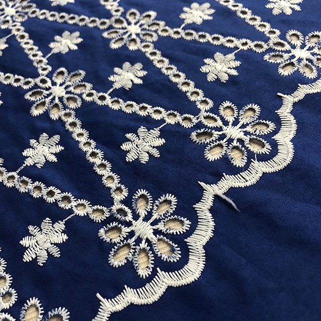 HA-16552 Over Eyelet Cotton Embroidered Fabric Navy and White All Woven Voile Cotton with Eyelet Embroidery Customized Color