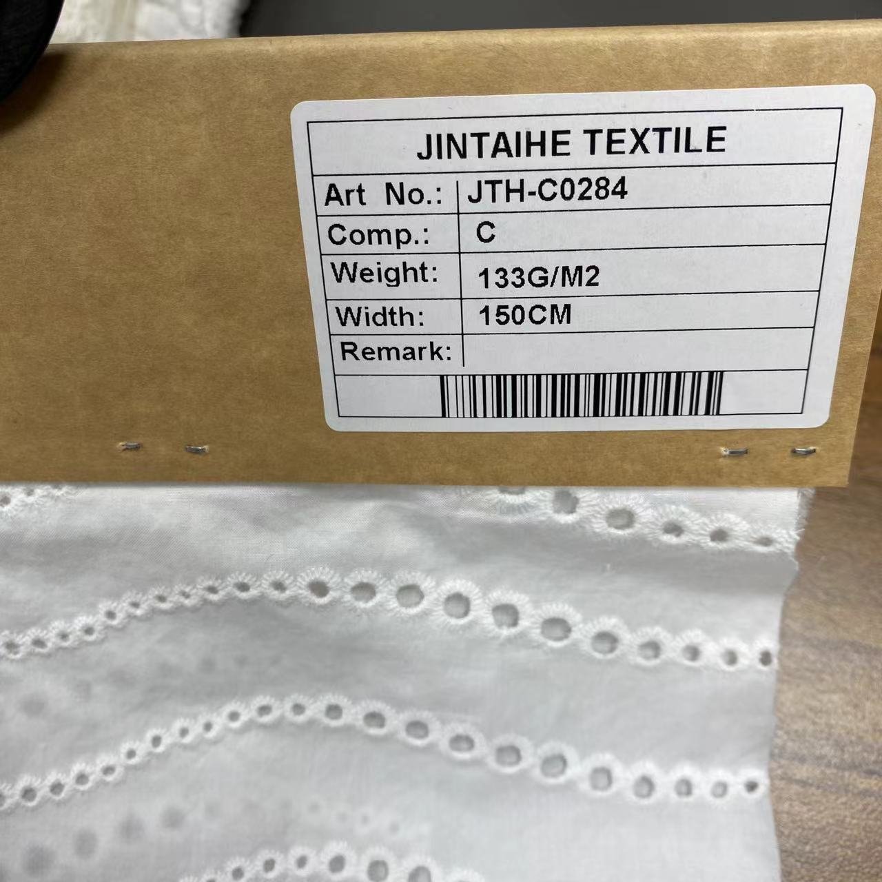 100%Cotton embroidery fabric,cotton embroidery fabric with holes, Can be made clothing fabrics,Multi-color custom ,wholesale