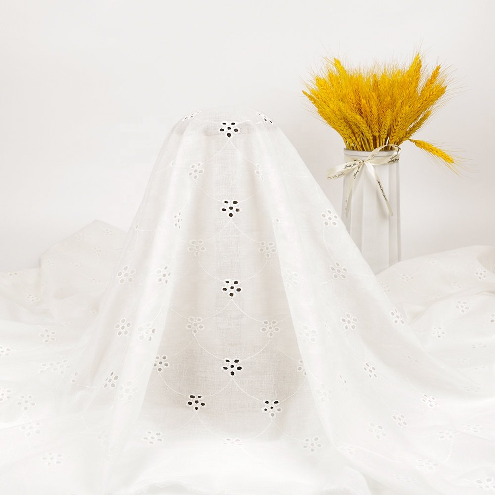 2023 hot sale good price embroidery fabric eyelet fabric cotton embroidery lace fabric for Casual Dress