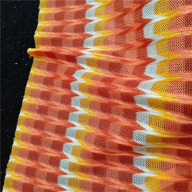 100%Polyester Wavy yarn dyed lace fabric,a slight stretch can be used clothing,breathable,Multi-color custom fabric ,wholesale