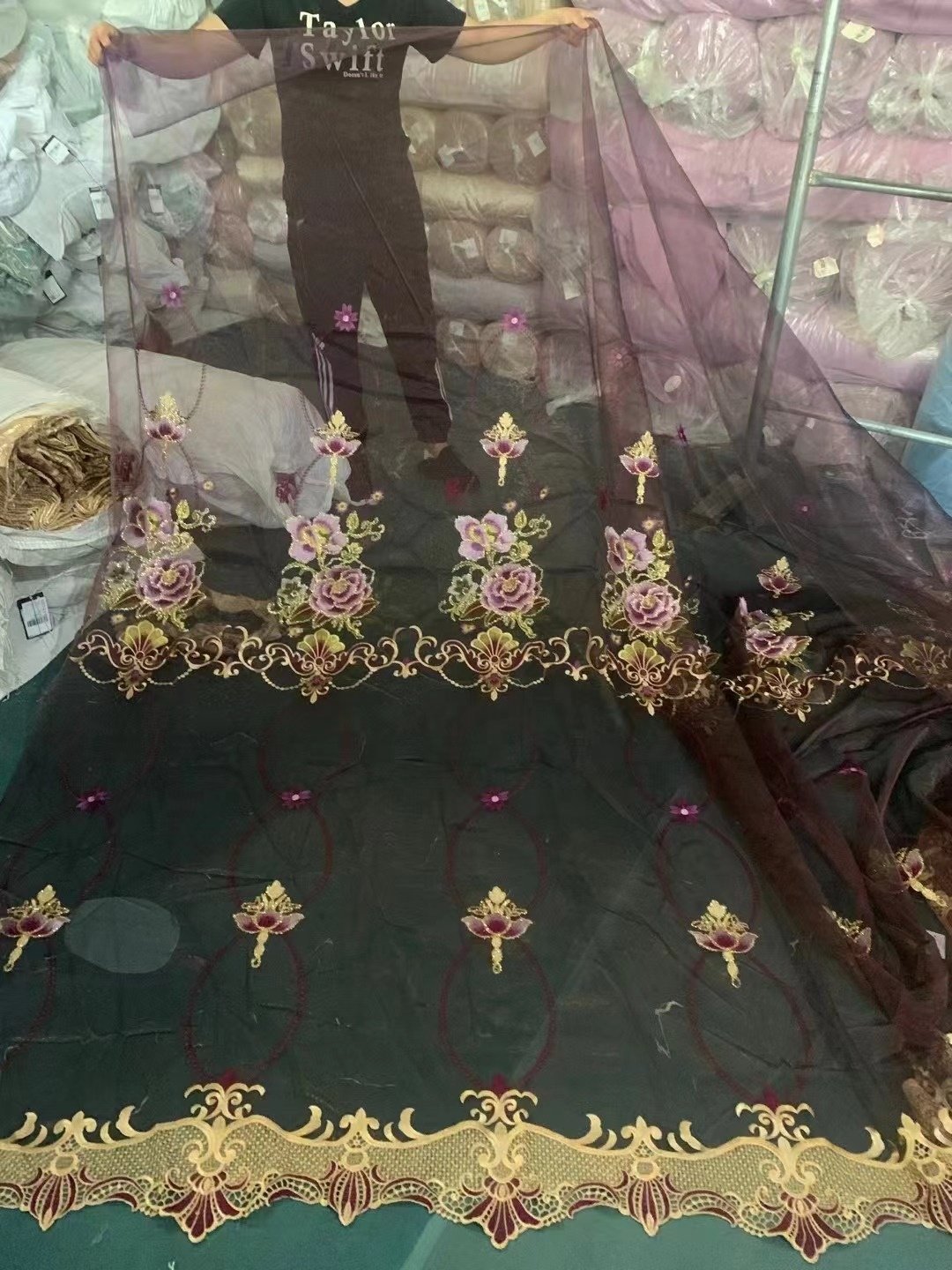 100% Polyester Luxury Design White Sheer Curtain Fabric Voile Velvet Embroidery Lace Woven by Factory for Living Room