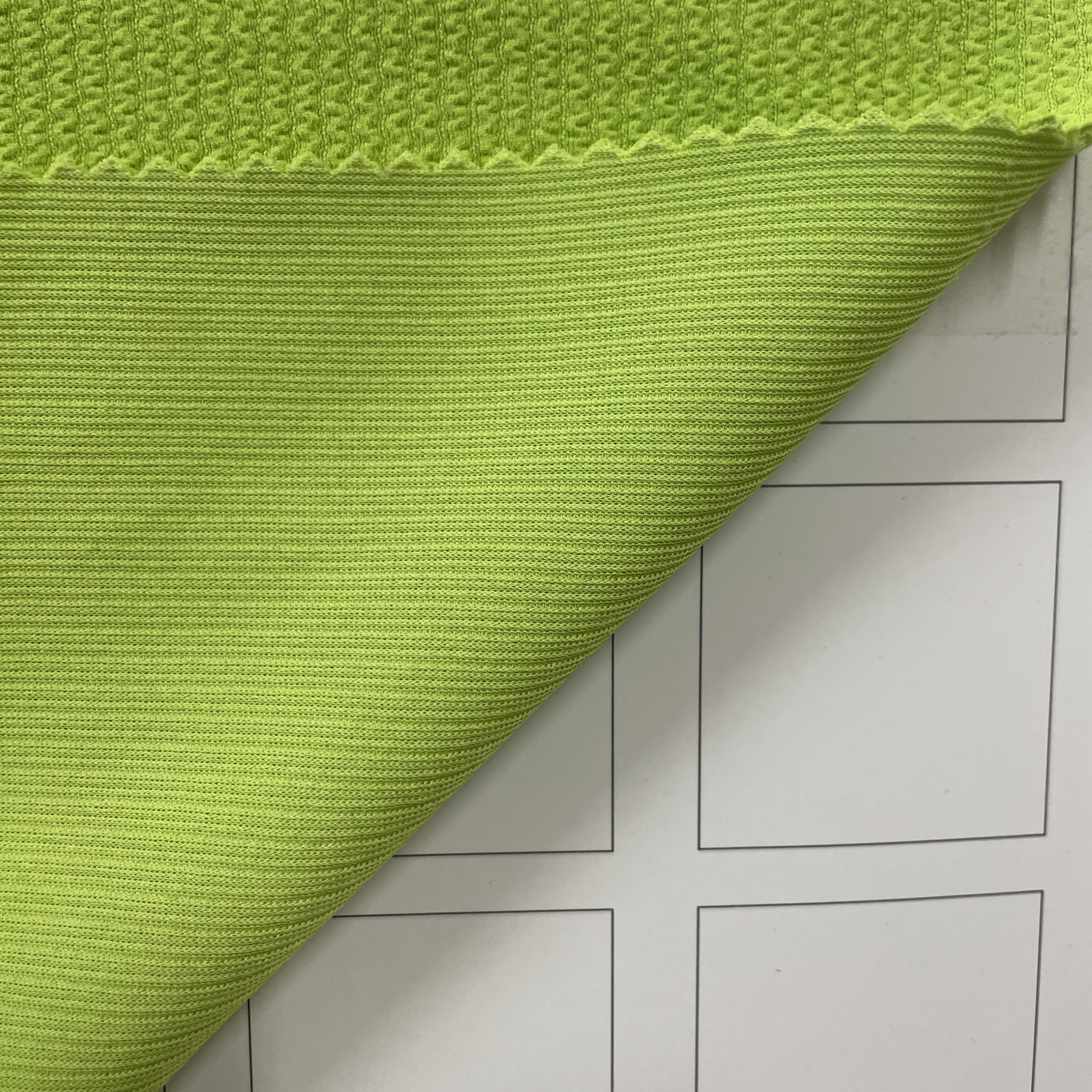 Latest 240g stretch knitted 95% polyester 5% spandex jacquard fabric for clothing