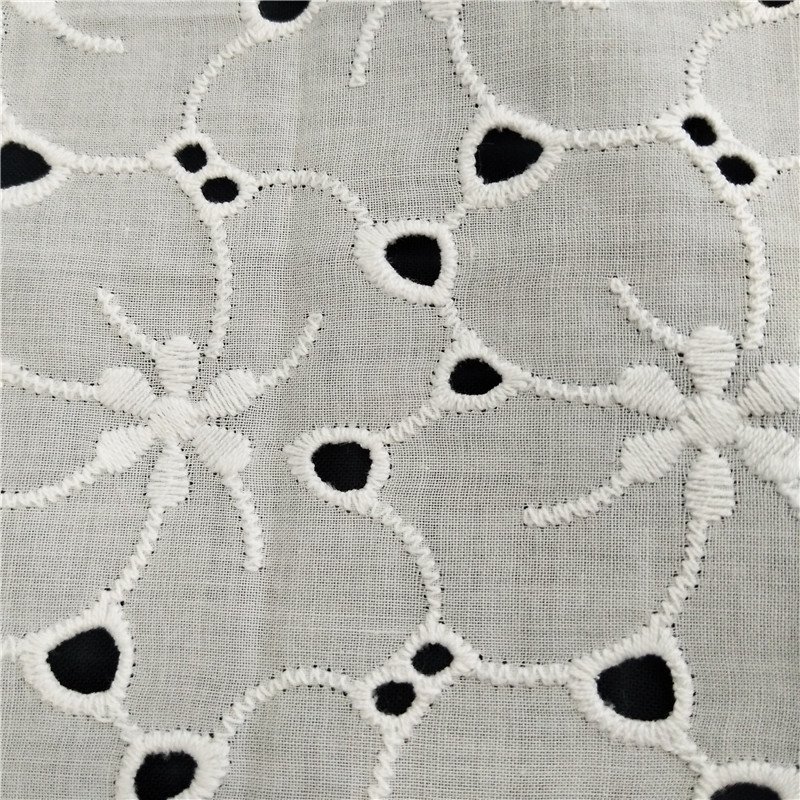2023 Hot Selling Lightweight Woven Top Soft Cotton Lawn Embroidery Fabric