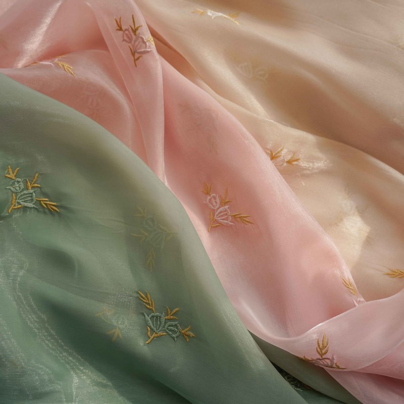 New Antique Woven Printed Embroidery Tulle Shell Fabric Embroidered Floral Organza Fabric