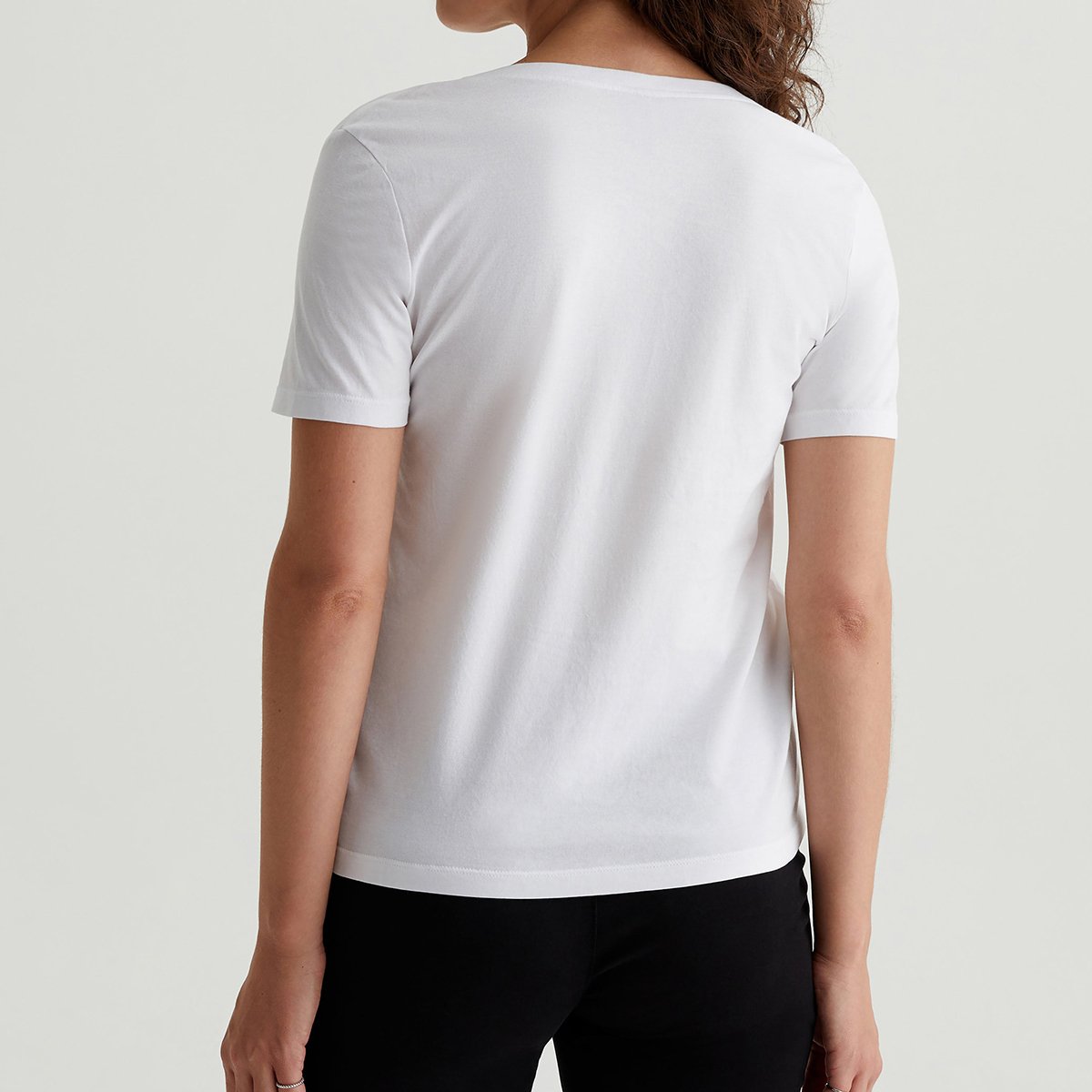 OEM/ODM Custom White Women's Premium V-Neck Tee - Soft Comfort Knit, Ribbed Neckband, 100% Cotton, Durable Twist Yarns