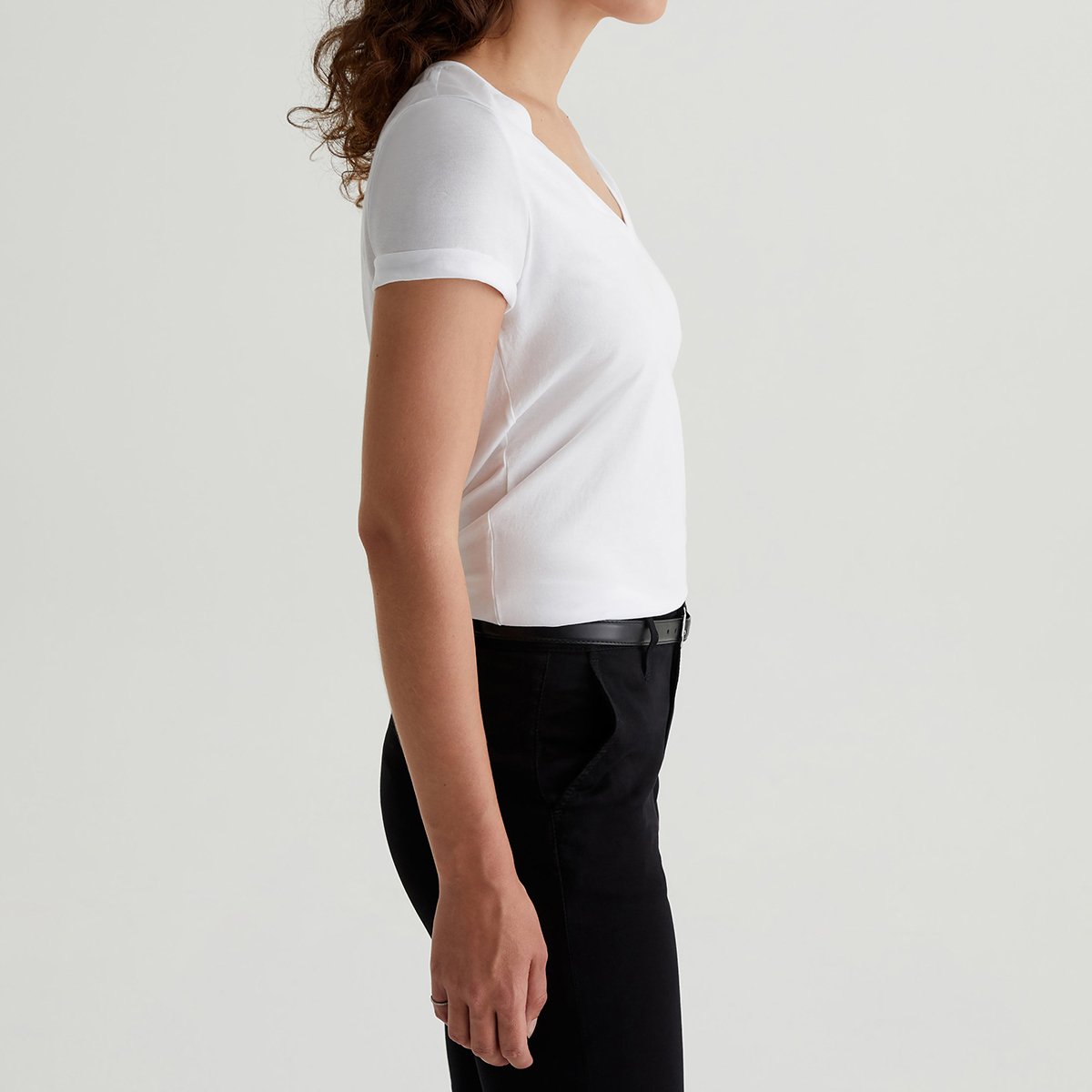 OEM/ODM Custom White Women's Premium V-Neck Tee - Soft Comfort Knit, Ribbed Neckband, 100% Cotton, Durable Twist Yarns