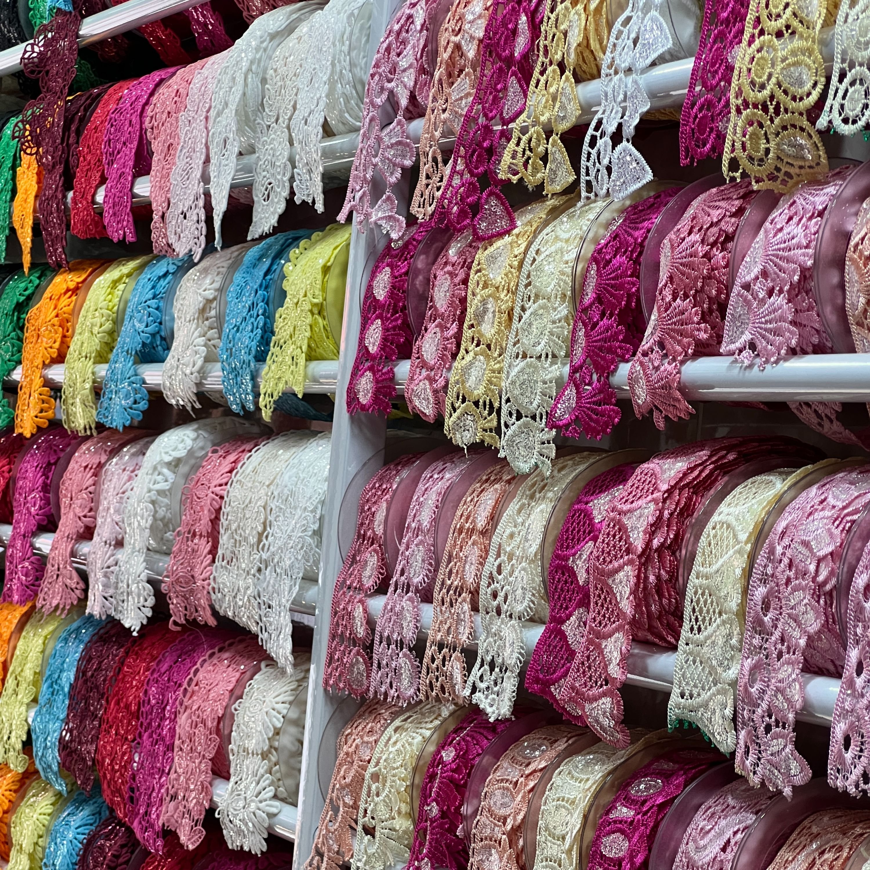Trimming Water Soluble Embroidery Lace Trim in Stock for Garment Accessories China Manufacturer Wholesale High Quality Lace
