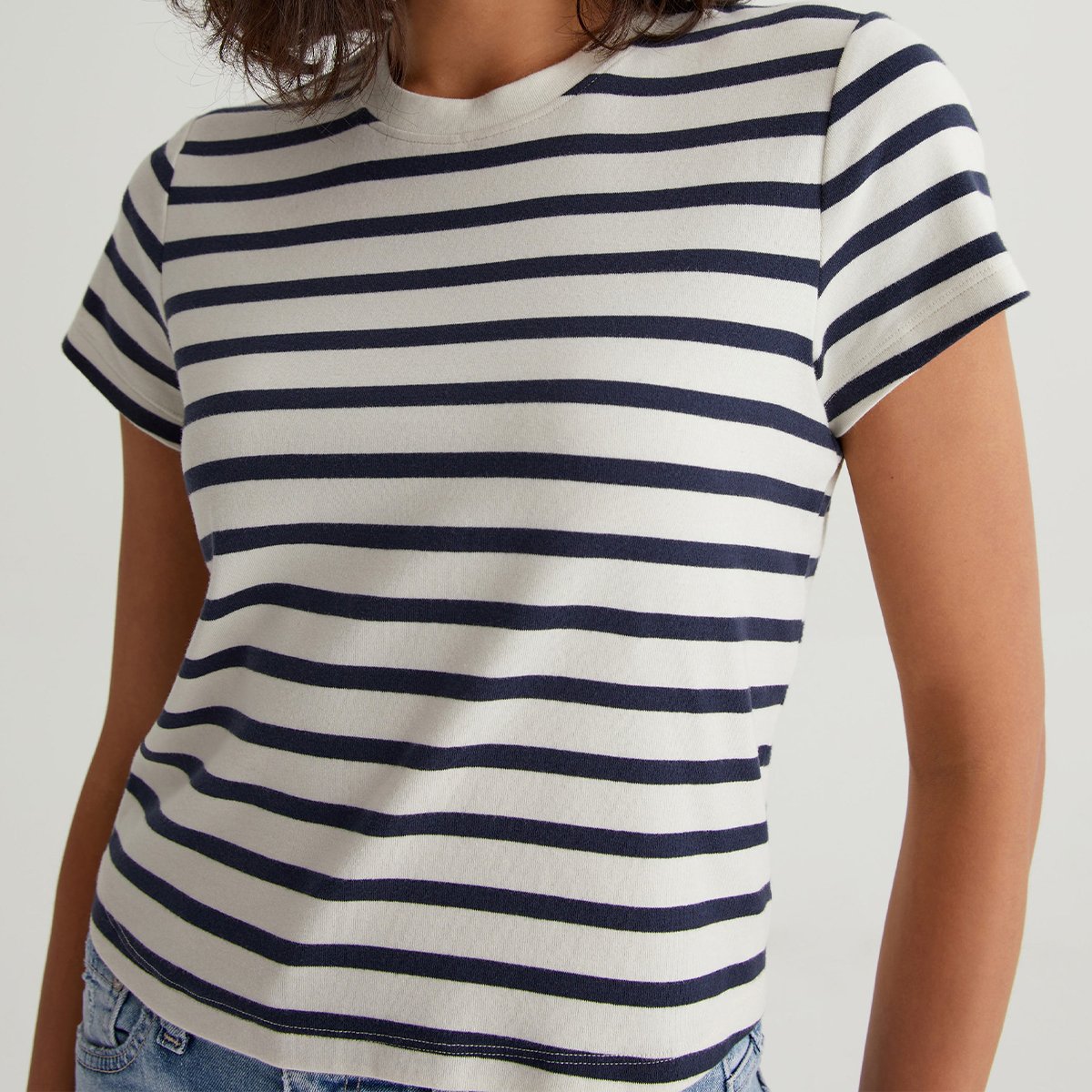 OEM/ODM Custom Women's Cropped Crewneck Tee - Vintage, Stretch-Blend Cotton, Breton Stripes, Short-Sleeve