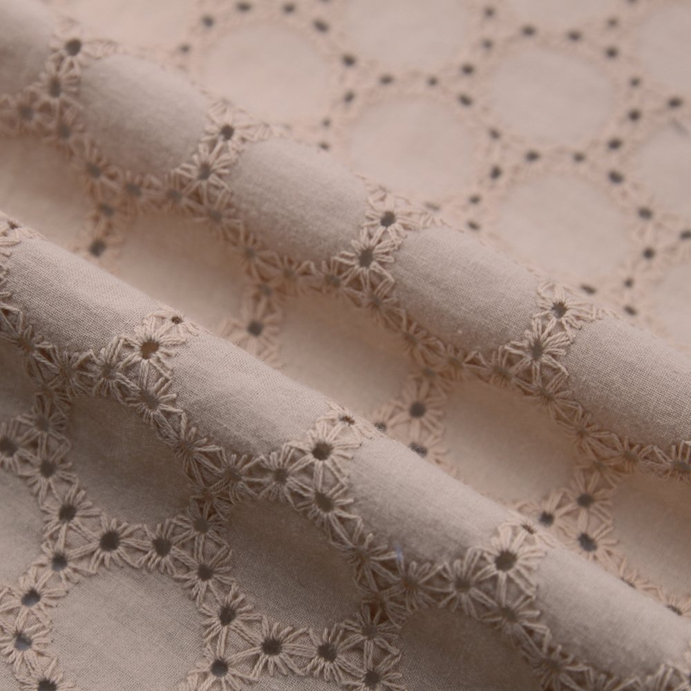 Exquisite Pure 100% Cotton Beautiful Embroidery Fabric Home Decor Cloth Dressing Garment Partysu Style Fabric