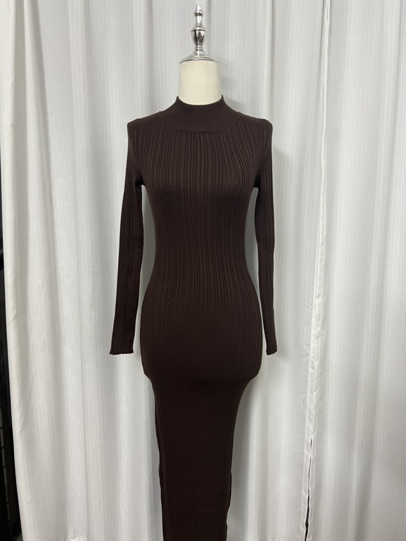 2024 Pre-Fall Collection Women's Breathable Ribbed Knitted Maxi Dress Sexy Backless Design Long Sleeves Autumn Season MOQ 2 Pcs