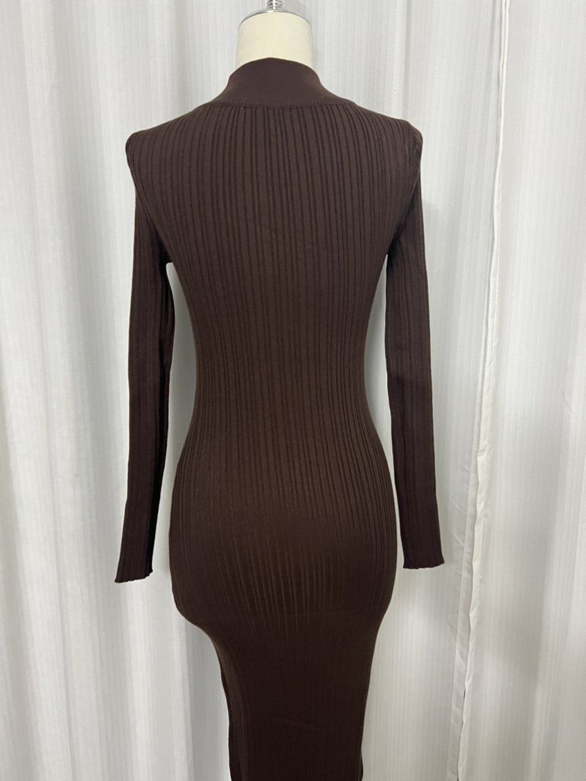 2024 Pre-Fall Collection Women's Breathable Ribbed Knitted Maxi Dress Sexy Backless Design Long Sleeves Autumn Season MOQ 2 Pcs