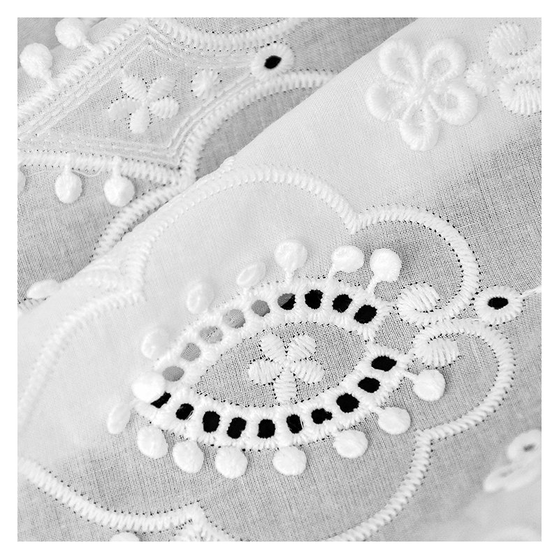 High quality floral embroidery lace fabric for dress