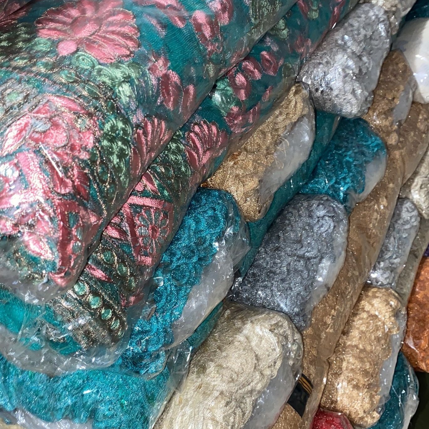 cheap price embroidery fabric
