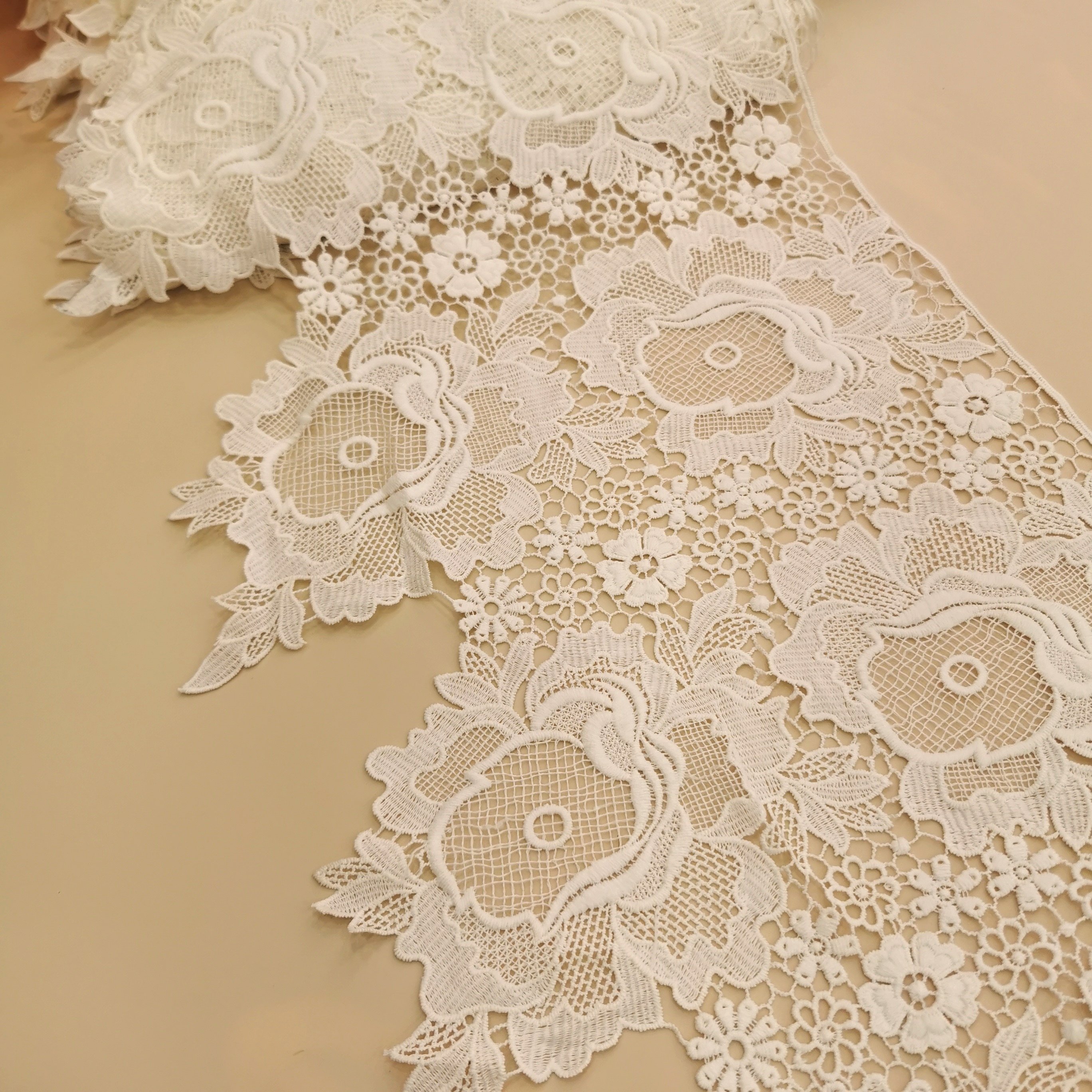 New designed water soluble milk silk Guipure Swiss lace French lace wedding fabrics bridal dress women's gowns accessories