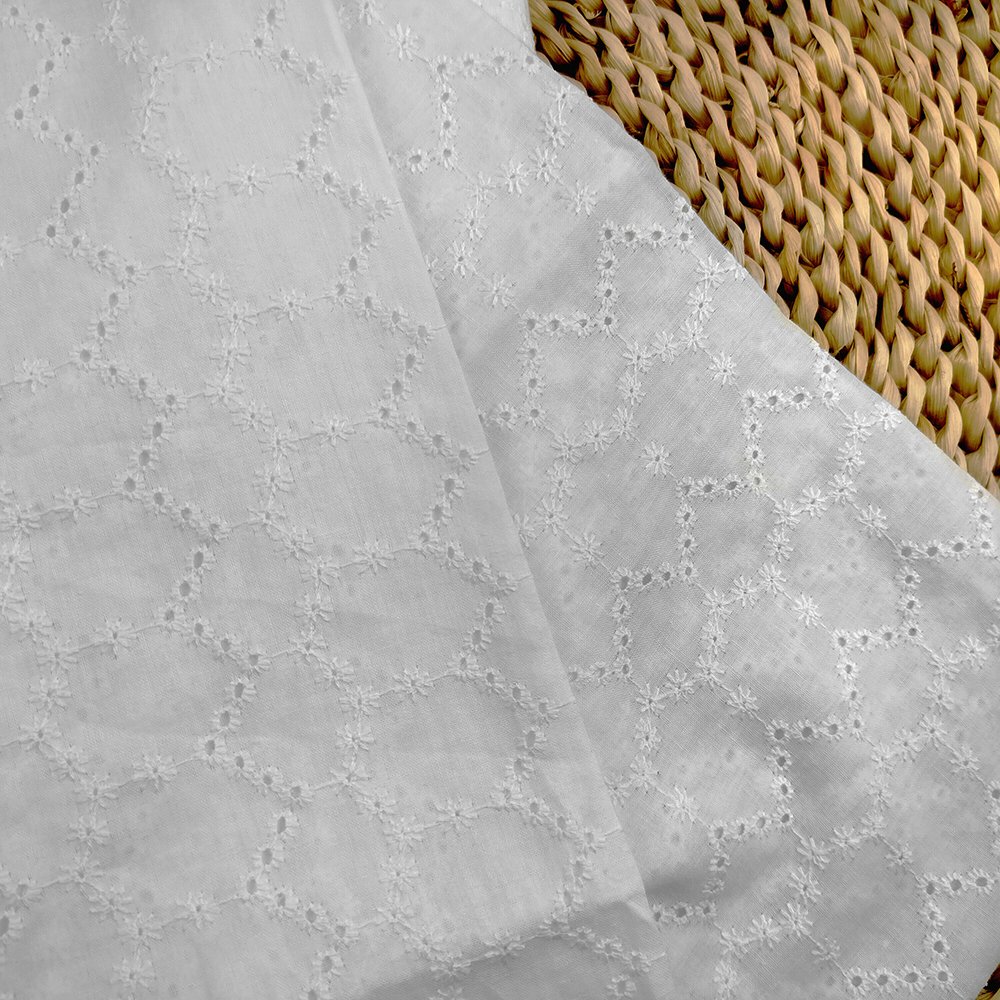 Fancy White Lace Cotton Fabric Border Embroidery Fabric with Holes Embroidered Fabric 100% Cotton Roll 30 Meters Sustainable