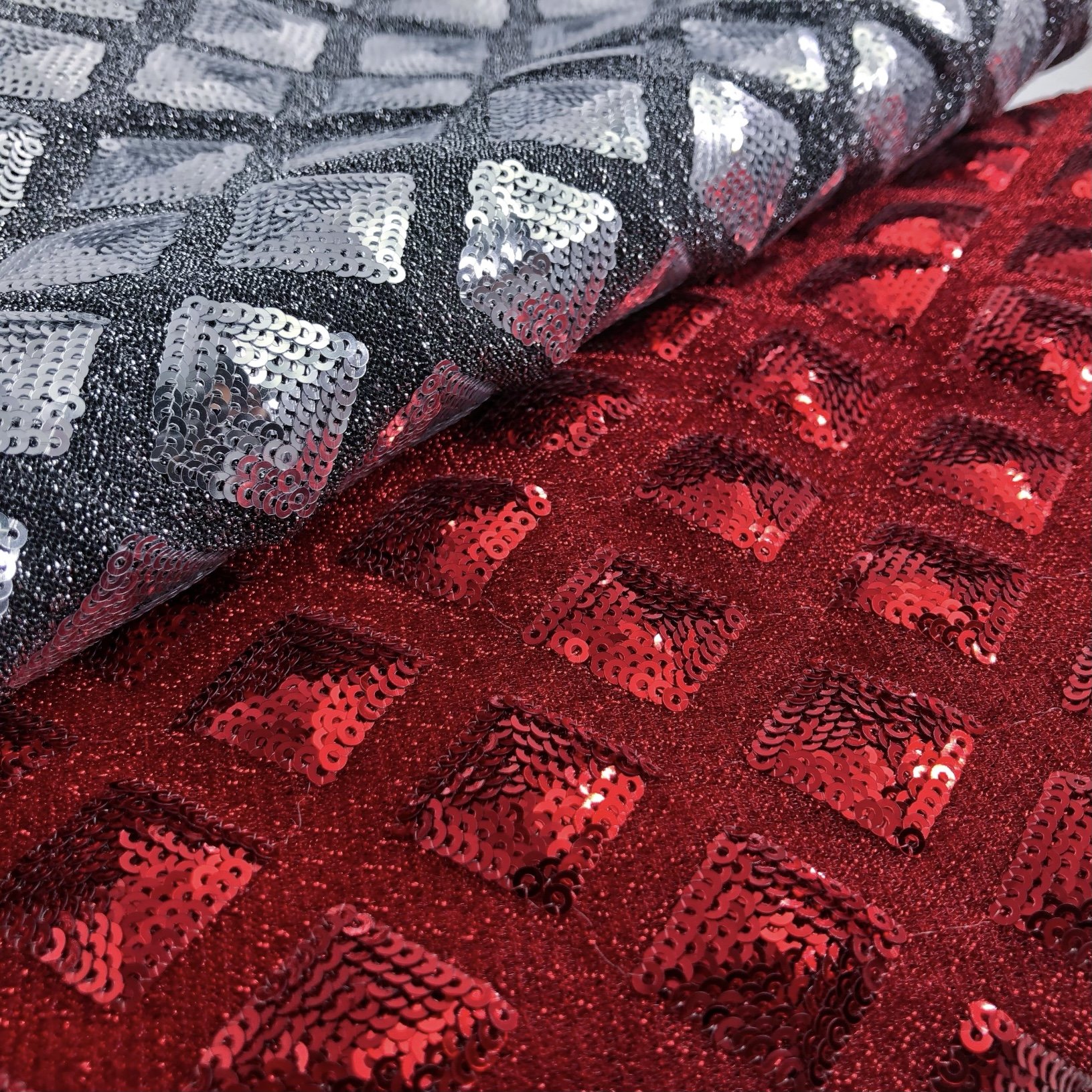 4-Way Elastic 3mm Square Sequins Lurex Fabric with Embroidered Pattern Stretch Feature Evening Dress Toys Costumes Bags Shoes