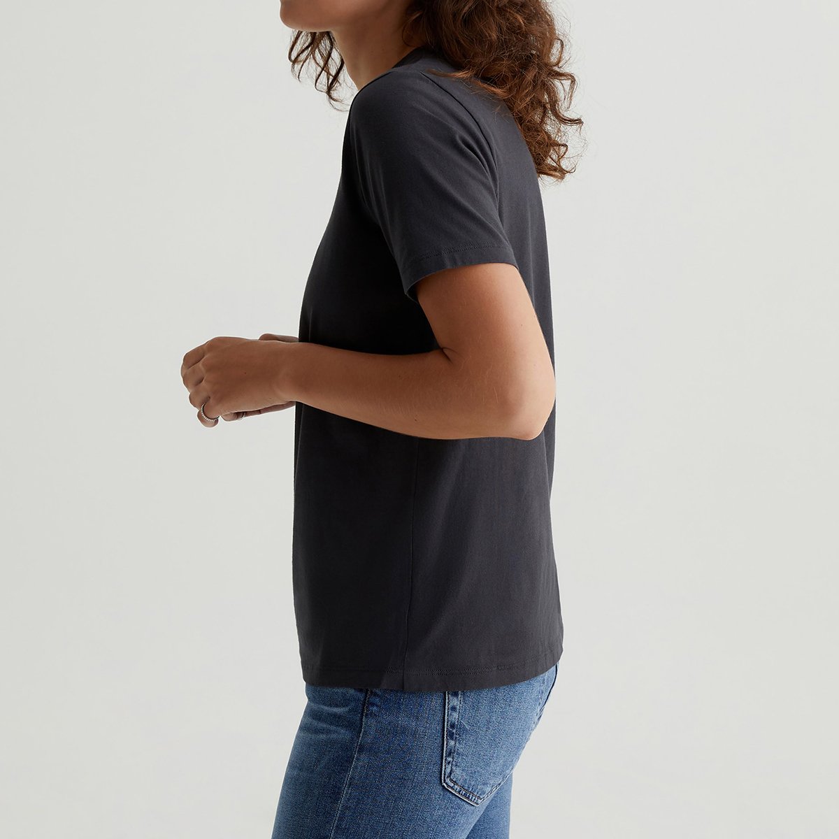 OEM/ODM Custom Dark Grey Women's Classic Crew Neck Tee - 1X1 Rib Neckband, Premium Knit, 100% Cotton, S&Z-Twist Yarns