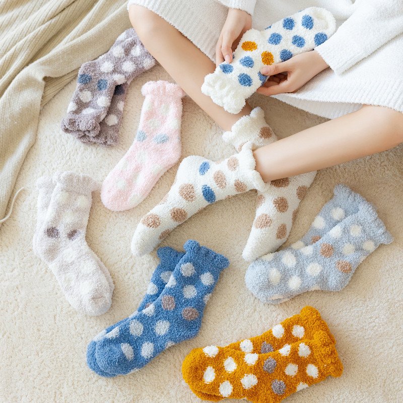 2024 Women's Summer Breathable No-Show Invisible Fit Footie Socks High Quality Verified Sellers Ice Style with Anti-Slip Feature