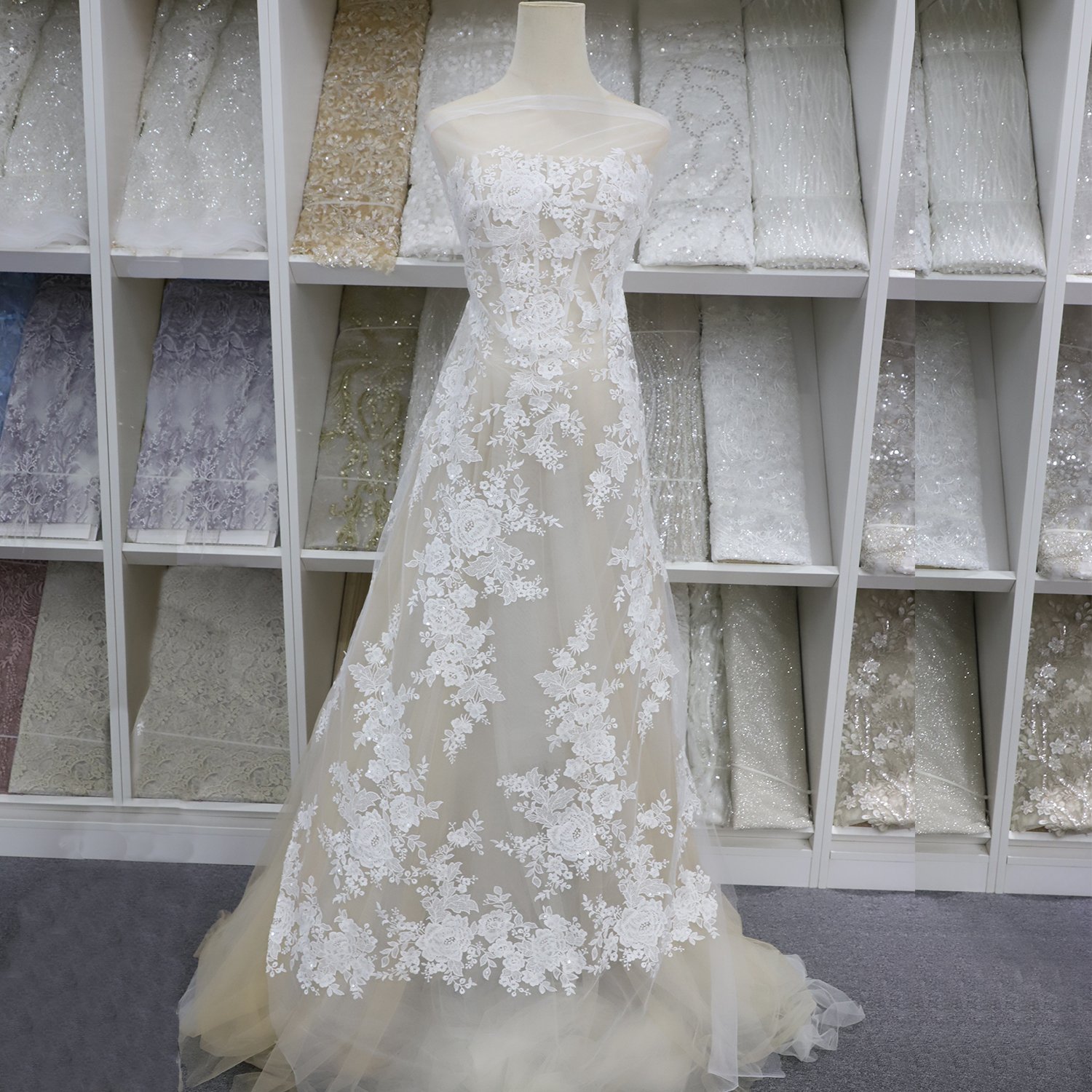 New elegant flower pattern beautiful cotton plain flat embroidery threads with soft tulle lace fabric