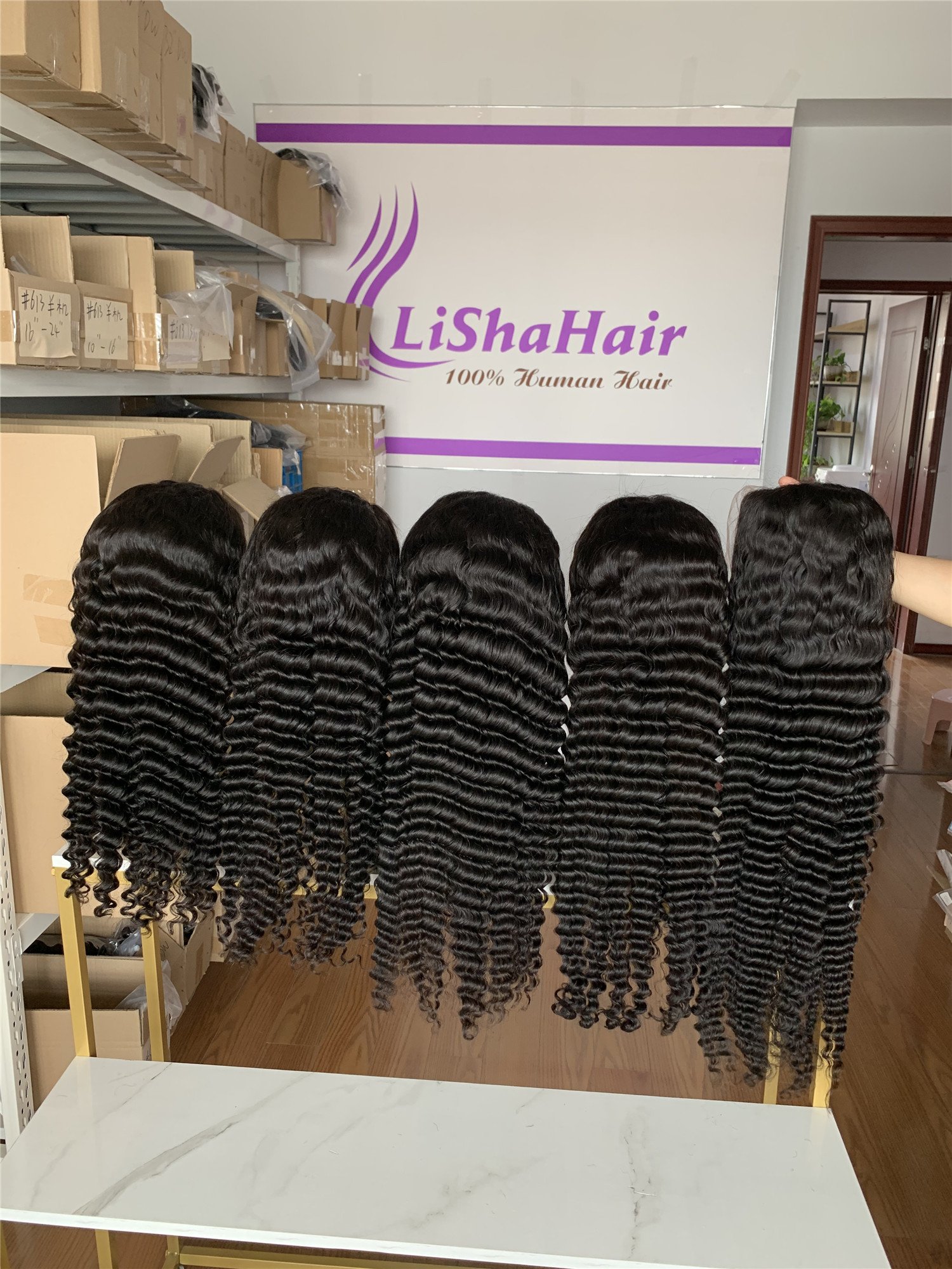 13x4 Transparent Lace Wig for American Black Women Deep Wave Lace Frontal Wigs 180% density